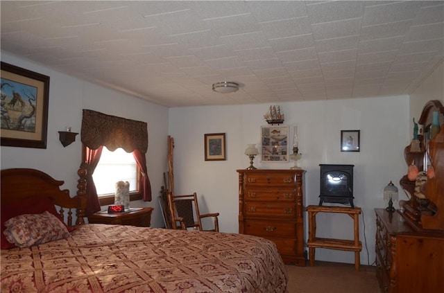 bedroom featuring carpet floors