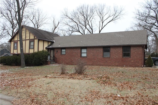 view of side of property