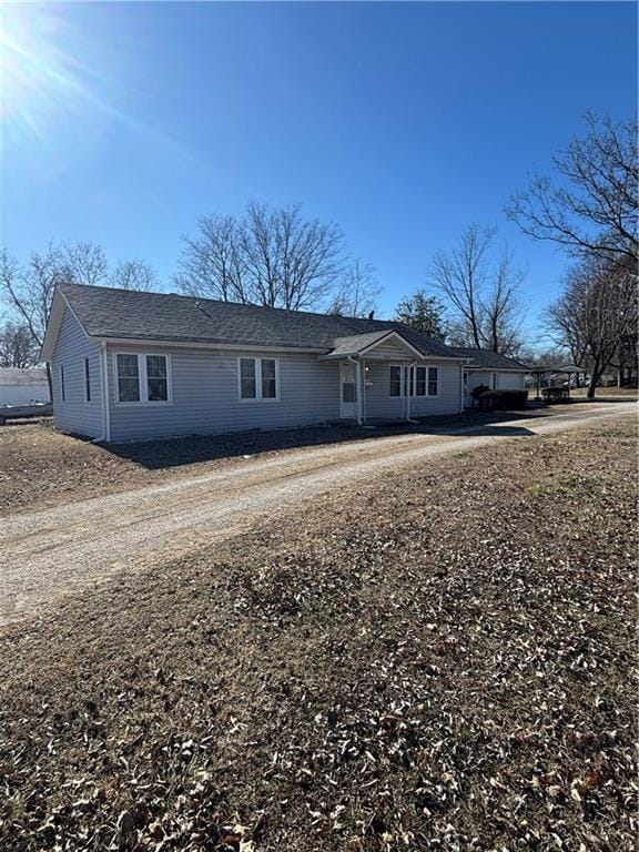 122 6th St, Oswego KS, 67356, 3 bedrooms, 1.5 baths house for sale