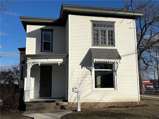 view of front of property