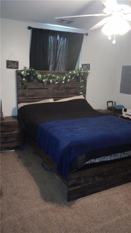 bedroom featuring carpet and ceiling fan