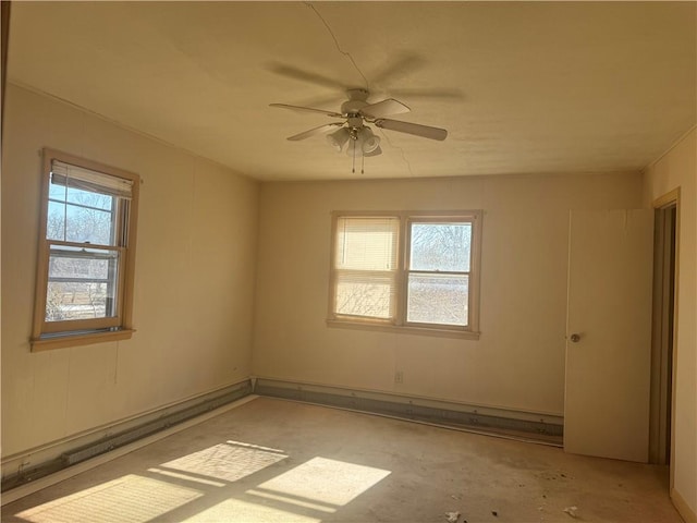 empty room with ceiling fan