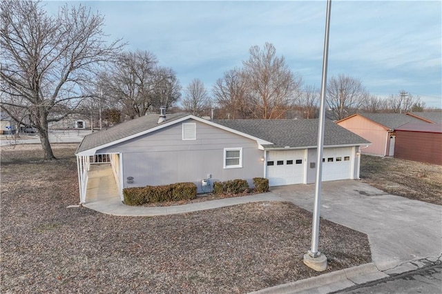 view of front of house featuring a garage