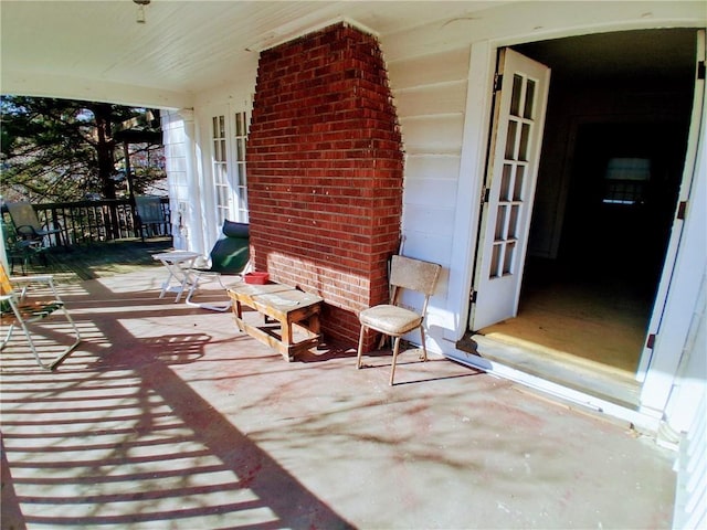 view of patio featuring covered porch