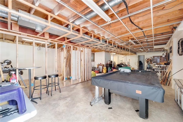 game room featuring pool table