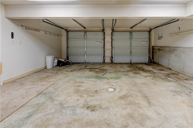 828 SW Harvest Dr, Grain Valley, MO 64029 - view of garage