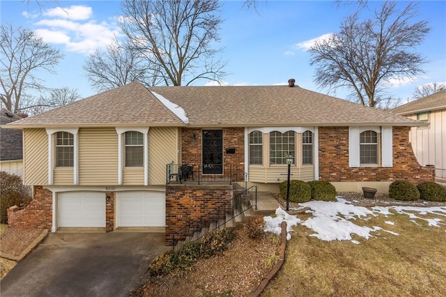 view of front of house featuring a garage