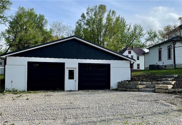 view of detached garage