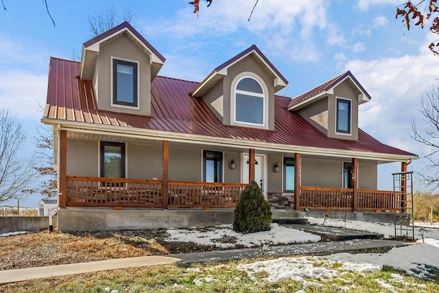 view of front of property featuring a porch