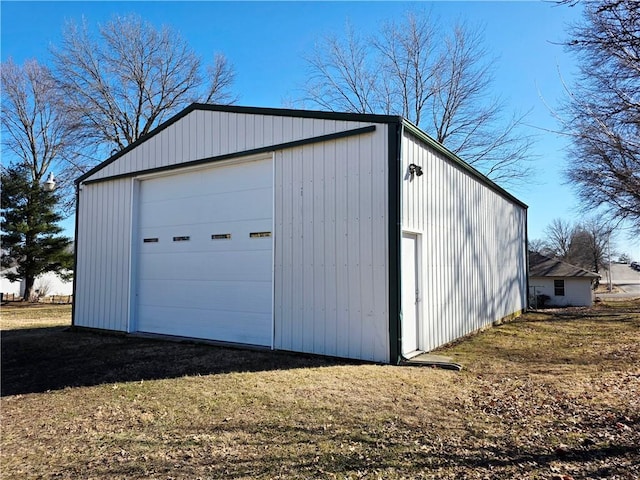 view of detached garage