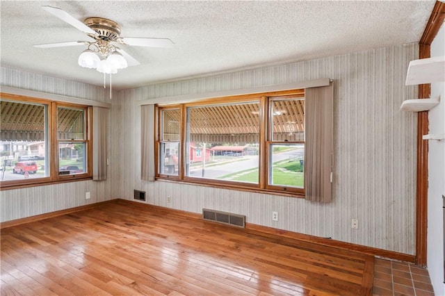 5958 E 13th St, Kansas City, MO 64126 - photo 3