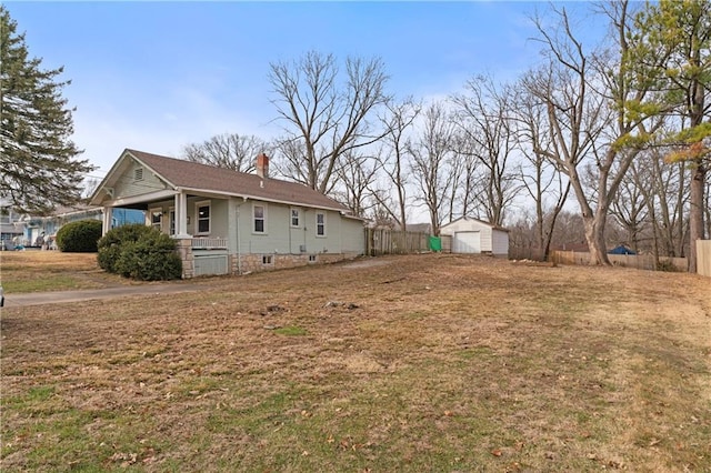 view of yard with a shed