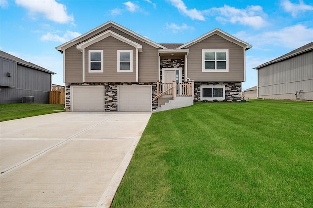 711 Winter Dr, Belton, MO 64012 - photo 1