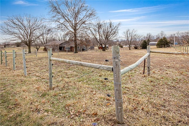 view of yard featuring a rural view