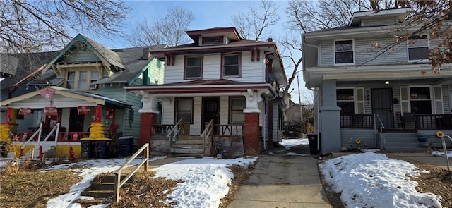 view of front of house featuring covered porch