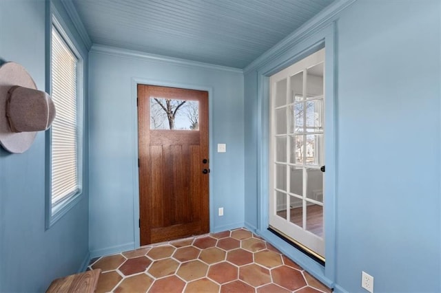 foyer entrance with crown molding