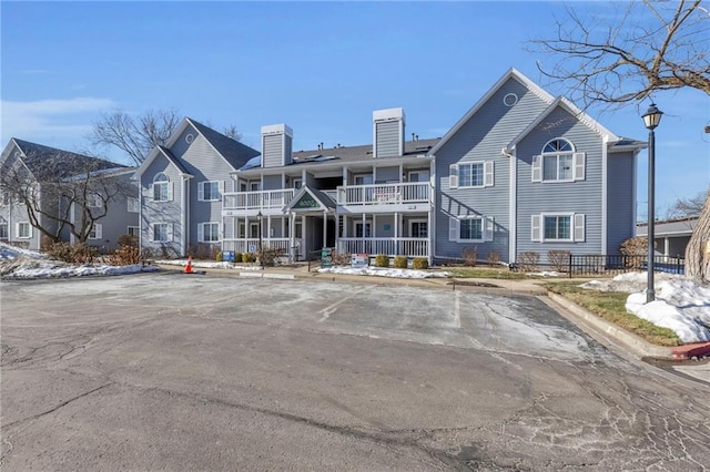 view of front of home featuring a porch