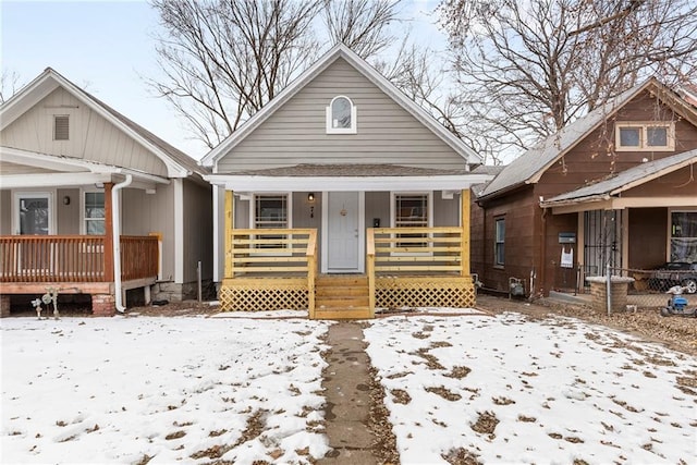 bungalow-style home featuring covered porch