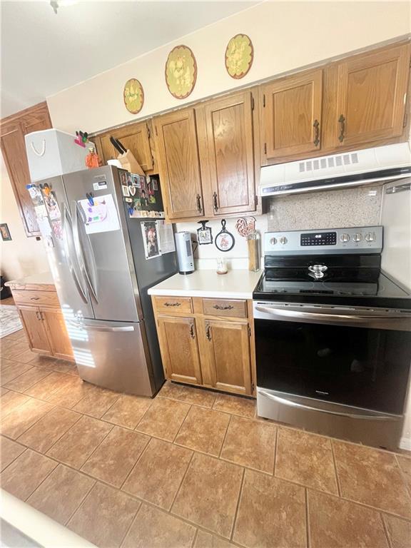 kitchen with stainless steel appliances