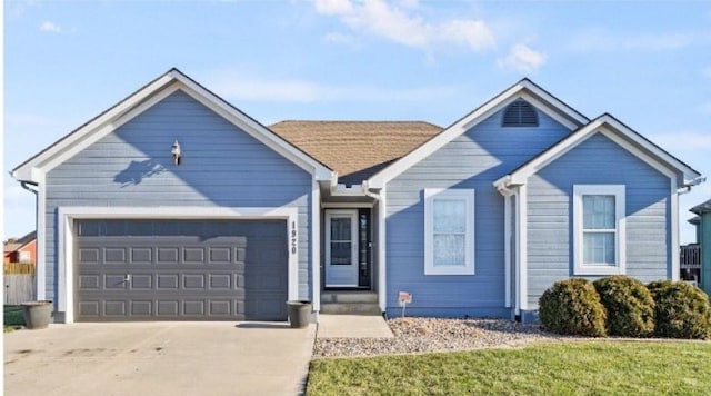 view of front facade featuring a garage