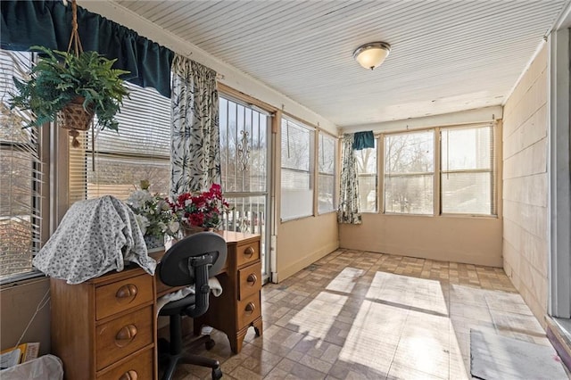 view of sunroom / solarium