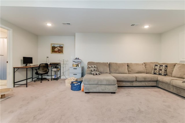 living room with carpet