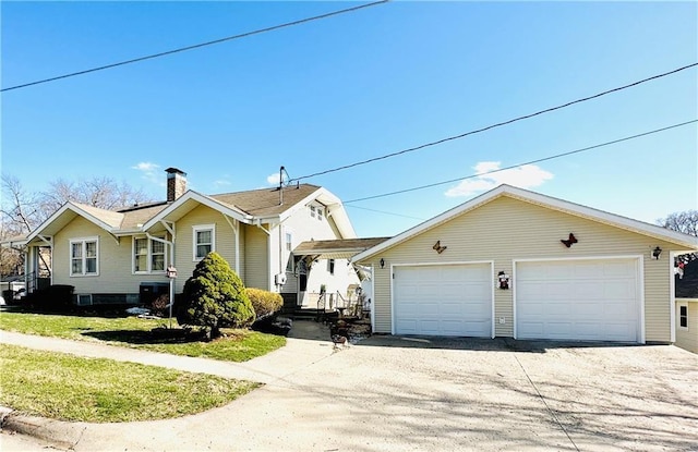 view of front facade with a garage