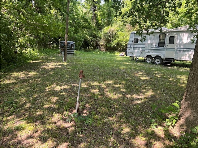5811 Frederick Blvd, Saint Joseph, MO 64507 - view of grassy yard
