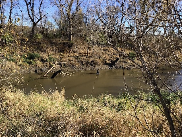 5811 Frederick Blvd, Saint Joseph, MO 64507 - water view