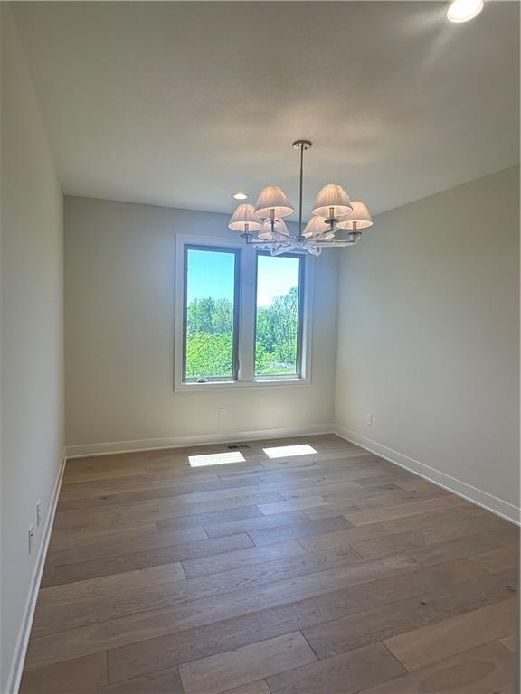 915 Savannah Ln, Greenwood, MO 64034 - photo 20