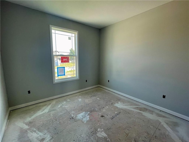 16577 W 165th Pl, Olathe, KS 66062 - unfurnished room with baseboards