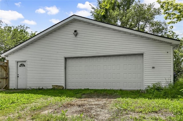 view of detached garage