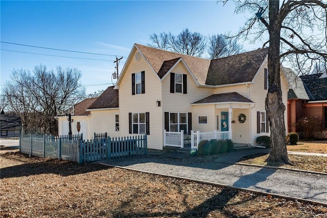 view of front of property