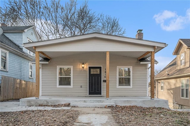 view of front of house featuring a porch