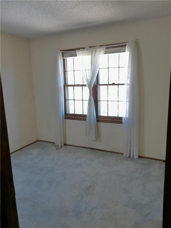 11618 Manchester Ave, Kansas City, MO 64134 - photo 17