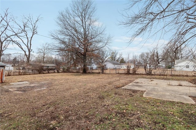 view of yard featuring a patio