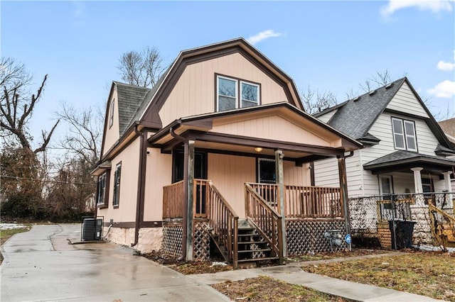 3416 Park Ave, Kansas City, MO 64109 - view of front facade featuring a porch and cooling unit