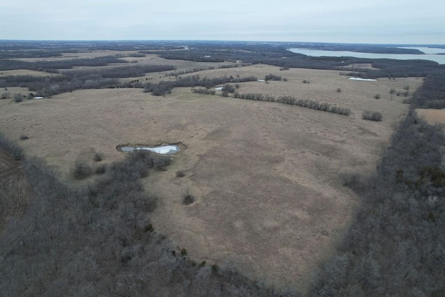 3724 Newman Rd, Perry, KS 66073