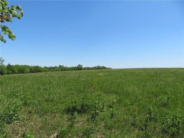 3724 Newman Rd, Perry, KS 66073