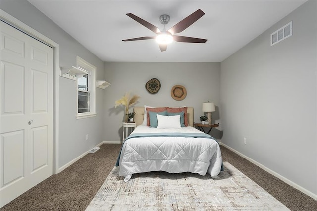 carpeted bedroom featuring ceiling fan