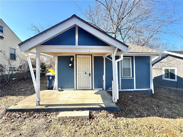 view of front of home featuring a porch