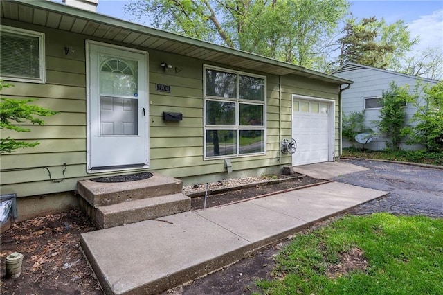 7700 E 112th St, Kansas City MO, 64134, 3 bedrooms, 1.5 baths house for sale