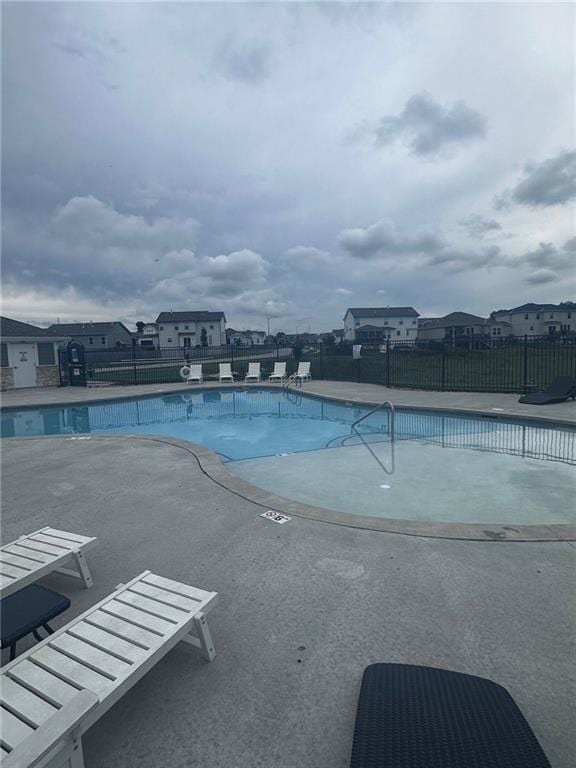 19711 W 196th St, Spring Hill, KS 66083 - view of community pool
