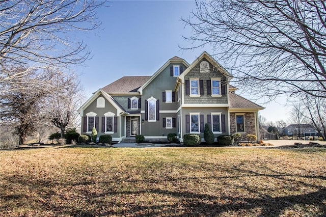 front of property featuring a front yard