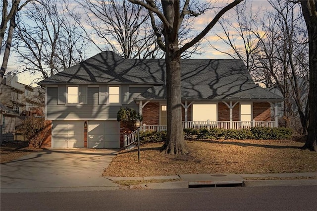 view of front of home featuring a garage