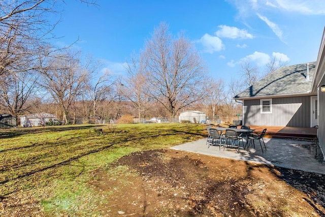 view of yard with a patio