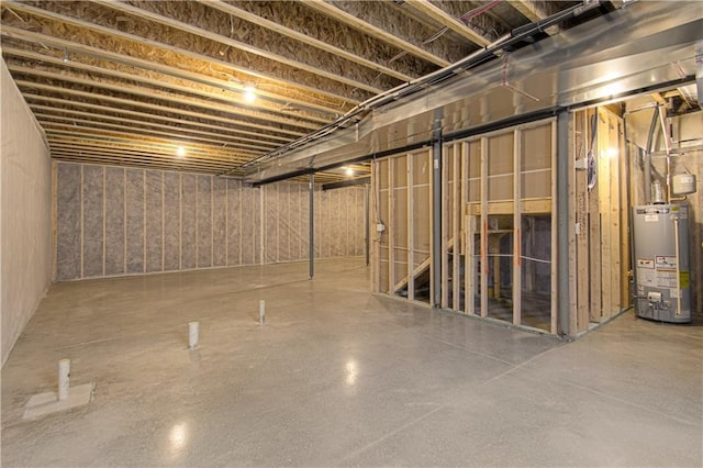 2327 Fishing Ln, Kearney, MO 64060 - unfinished below grade area with water heater