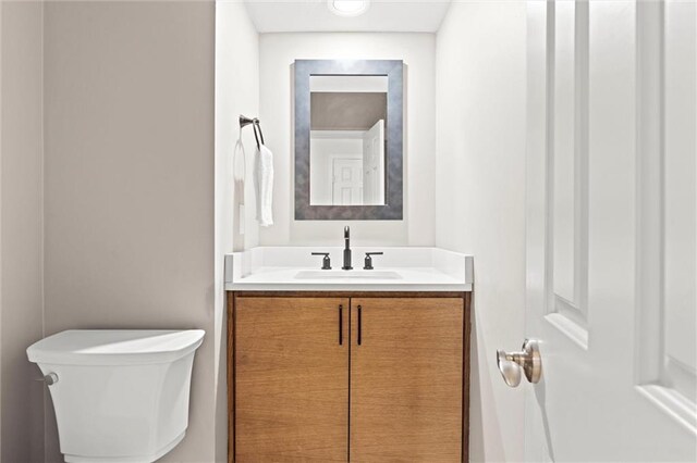 4101 W 123rd St, Leawood, KS 66209 - bathroom with vanity and toilet