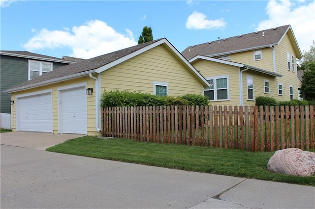 3155 SW Gardenia St, Lees Summit, MO 64081 - view of side of property with concrete driveway