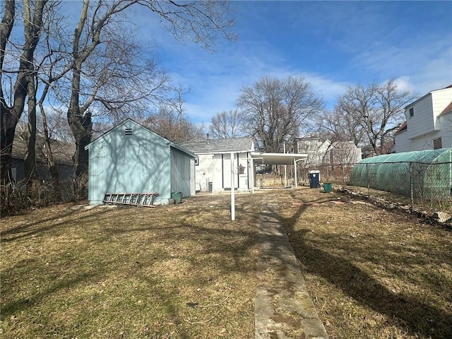 view of yard featuring a carport